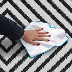 Lightweight Reversible Black White Tiles Pattern Outdoor Rug