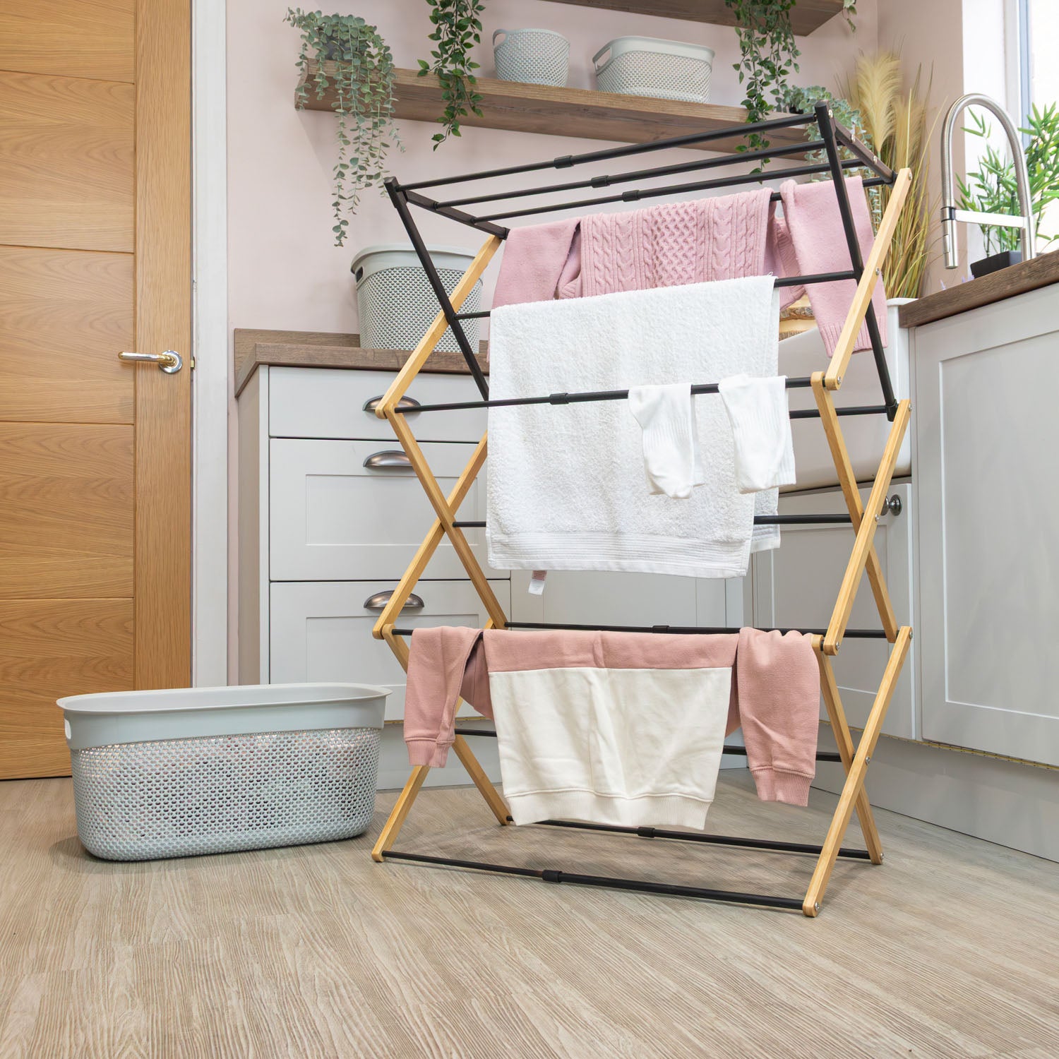 Bamboo Extendable 3 Tier Concertina Clothes Airer