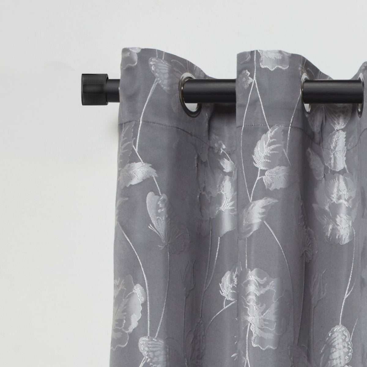 Matt Black Full Stop Extendable Curtain Pole