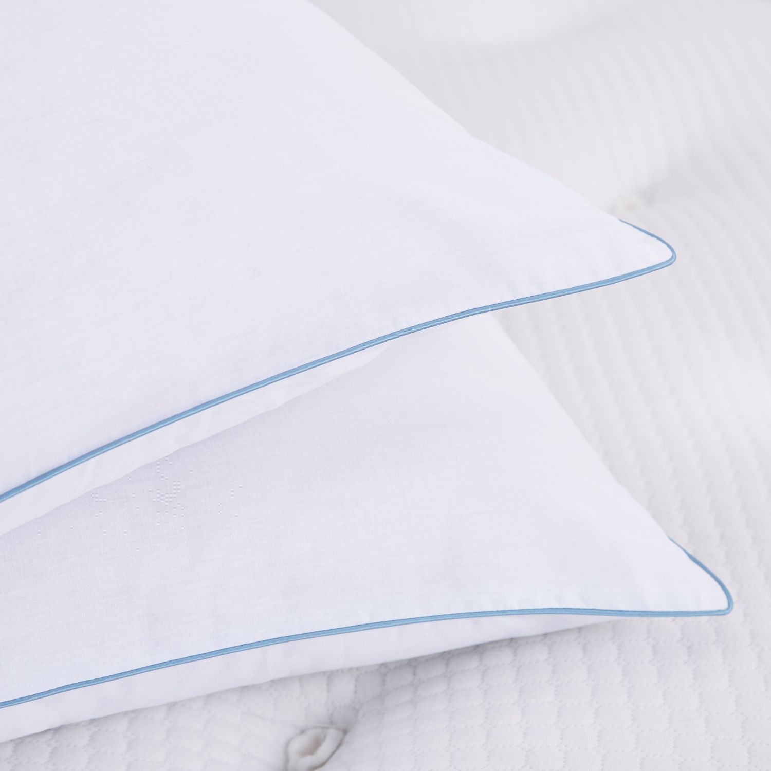 Silentnight So Cool Pillow Pair (Medium Support)