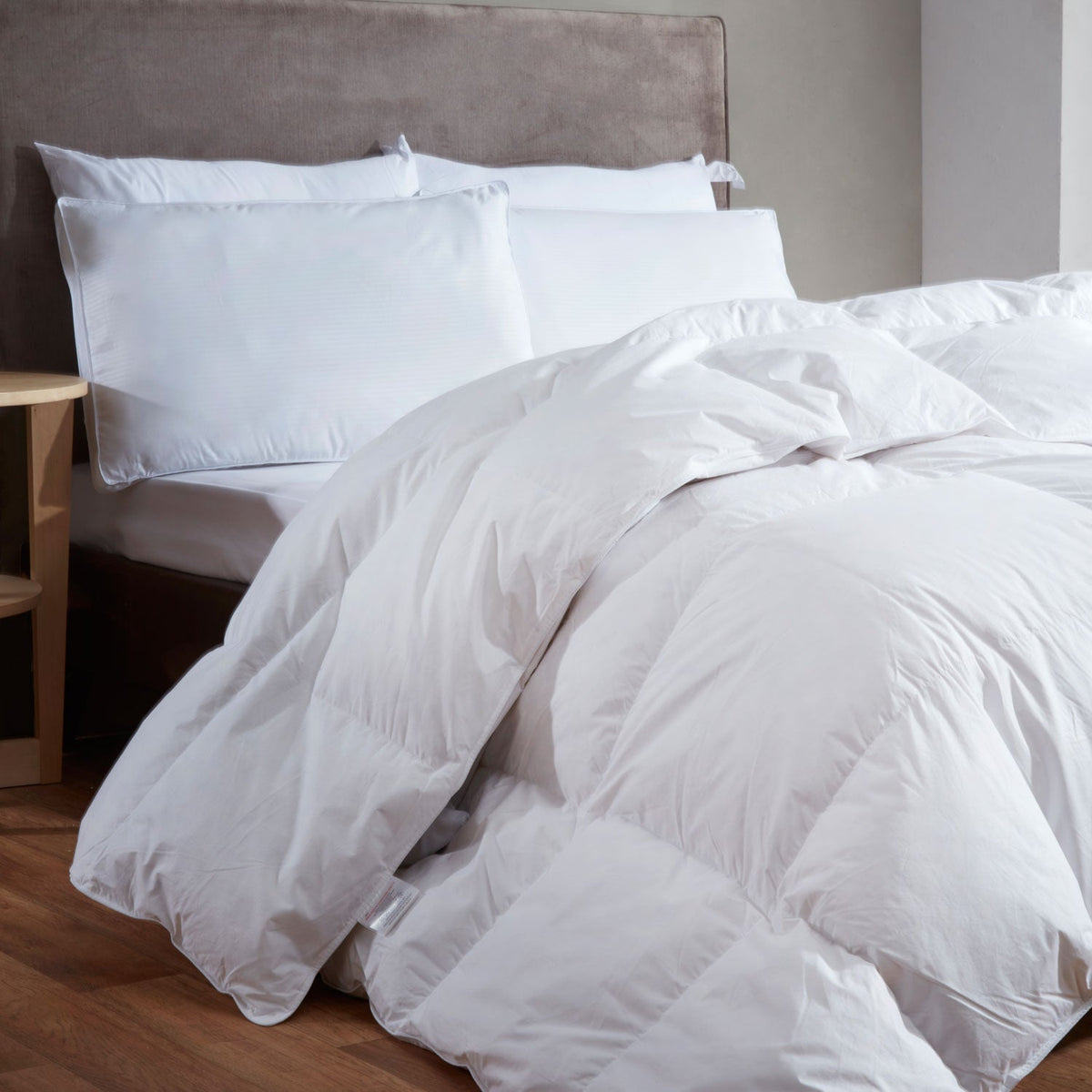 Feels Like Down Hotel Collection 4.5 Tog Summer Duvet