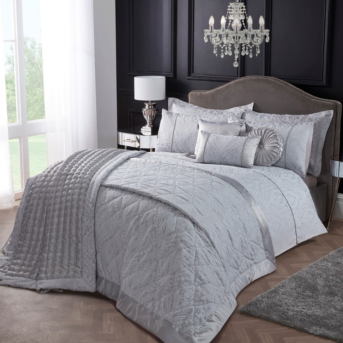 Regency Silver Quilted Jacquard Bedspread (260cm x 260cm)