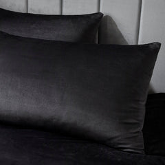 Laurence Llewelyn-Bowen Montrose Black Velvet Duvet Set